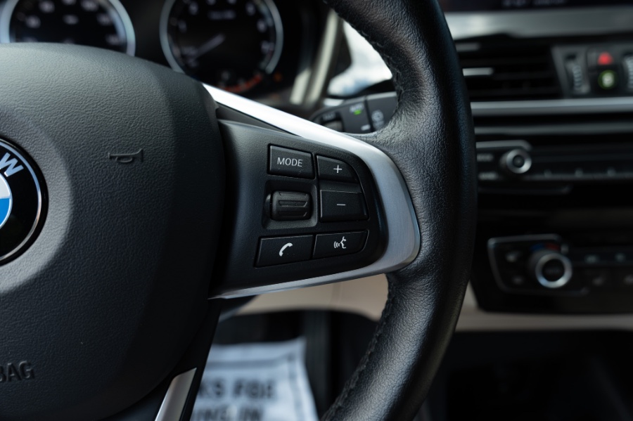 2022 BMW X2 xDrive28i Sports Activity Coup photo