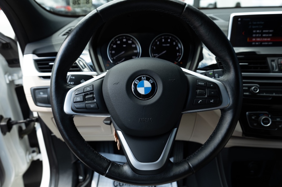2022 BMW X2 xDrive28i Sports Activity Coup photo