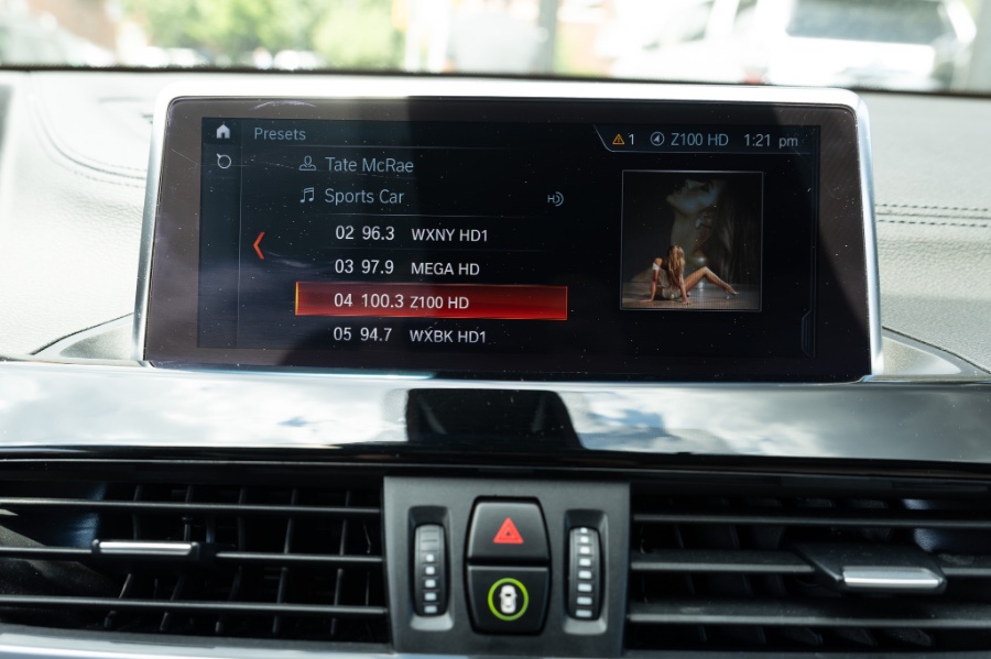 2022 BMW X2 xDrive28i Sports Activity Coup photo
