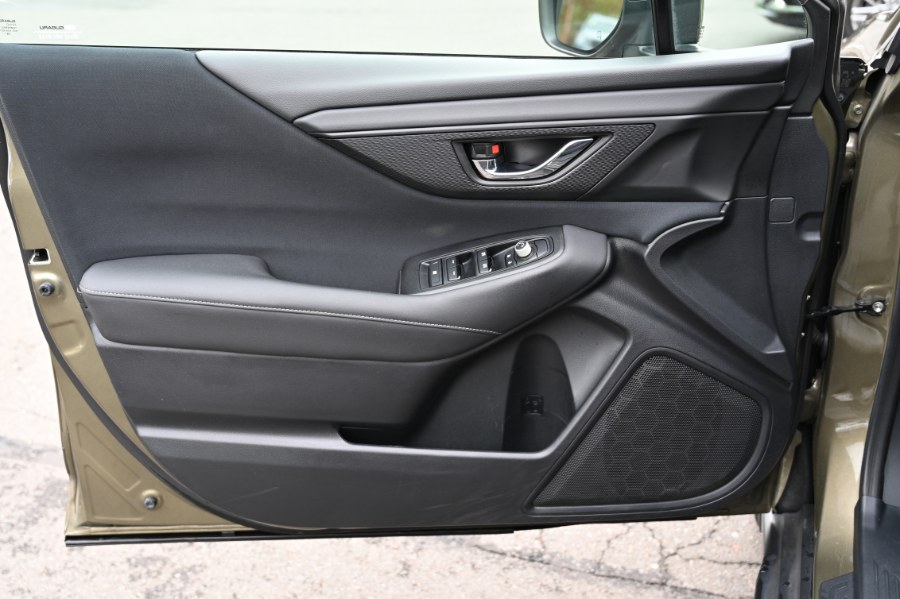 2020 Subaru Outback Premium photo