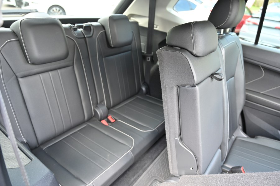 2022 Volkswagen Tiguan 2.0T SE photo