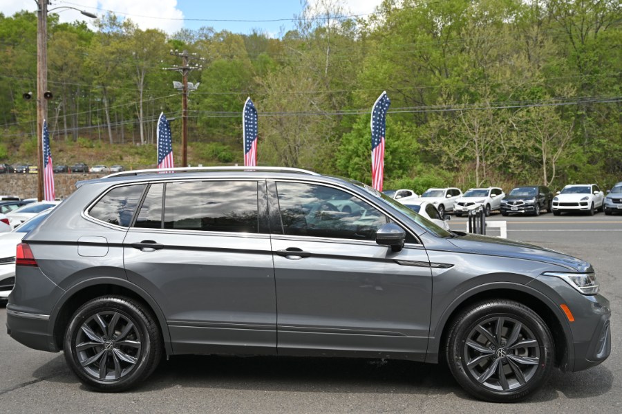 2022 Volkswagen Tiguan 2.0T SE photo