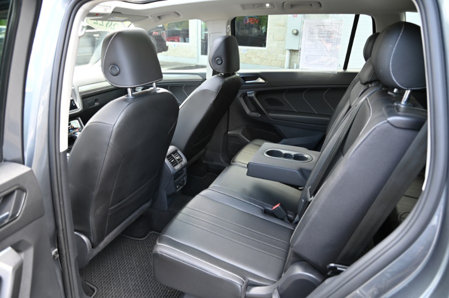 2022 Volkswagen Tiguan 2.0T SE photo