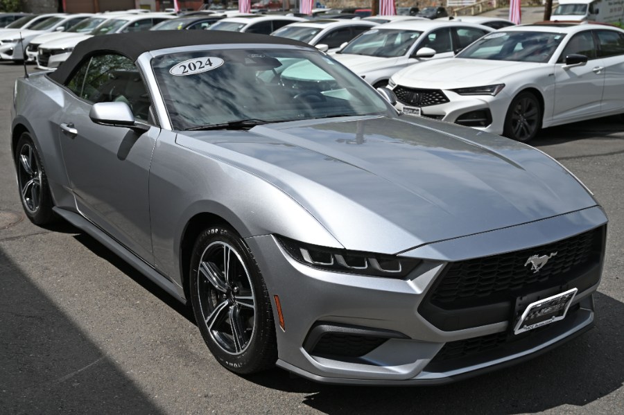 2024 Ford Mustang EcoBoost Premium Convertible photo