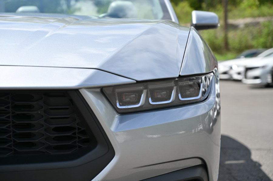 2024 Ford Mustang EcoBoost Premium Convertible photo