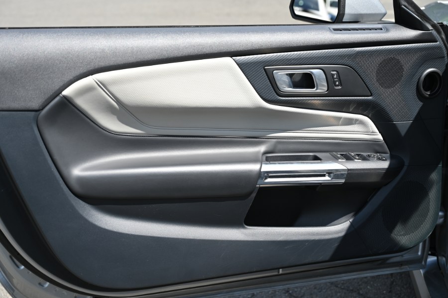 2024 Ford Mustang EcoBoost Premium Convertible photo