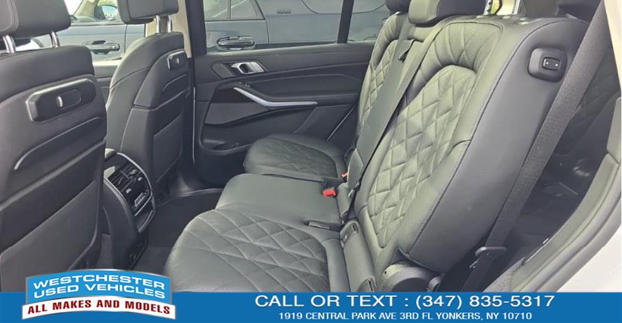 2024 BMW X7 xDrive40i photo