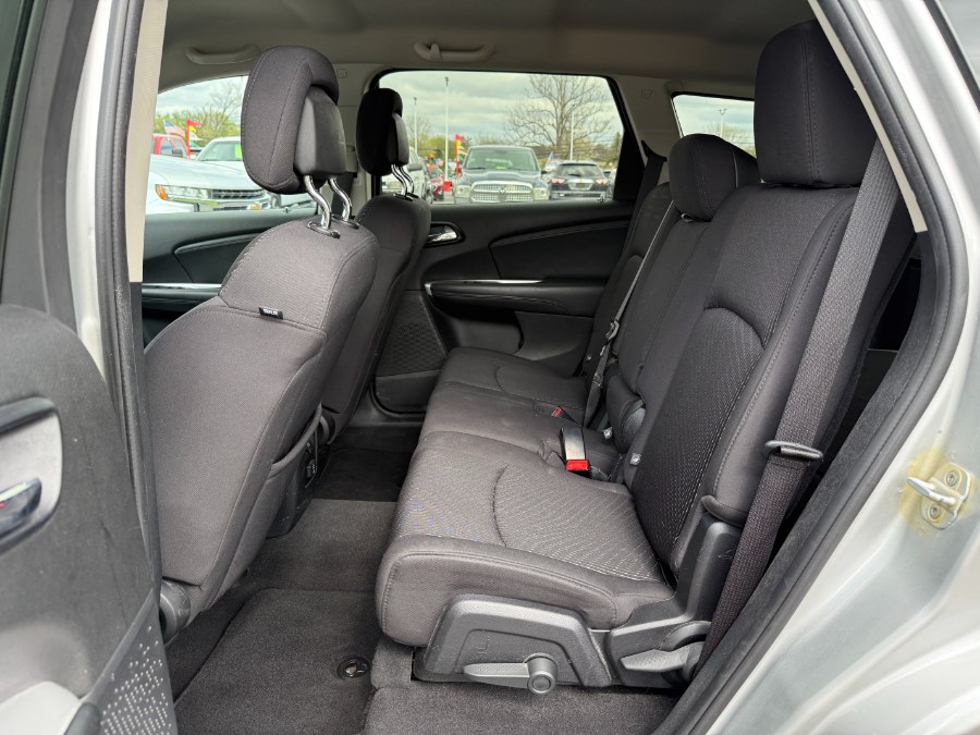 2012 Dodge Journey FWD 4dr SXT photo