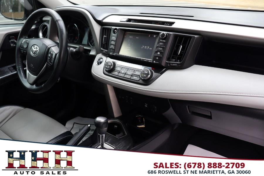 2017 Toyota RAV4 PLATINUM photo