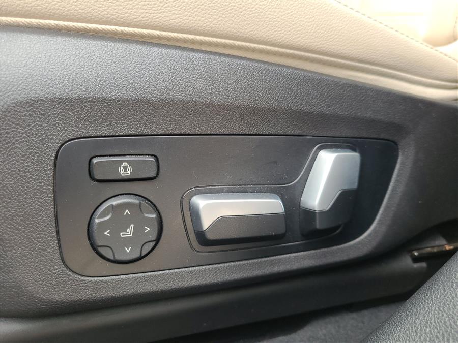 2021 BMW X3 xDrive30i Sports Activity Vehi photo