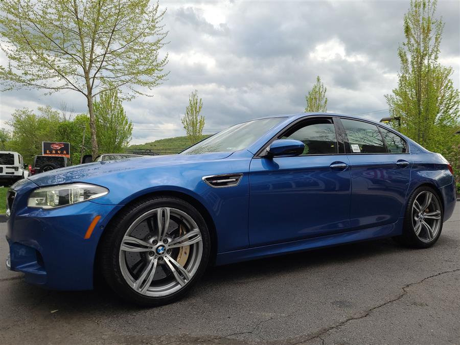 2015 BMW M5 4dr Sdn photo