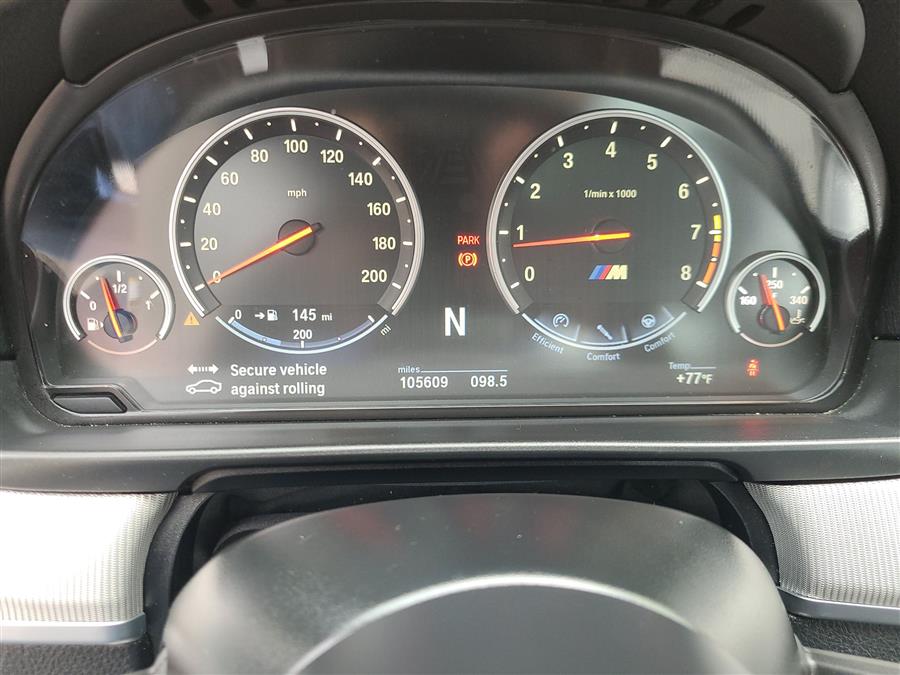 2015 BMW M5 4dr Sdn photo