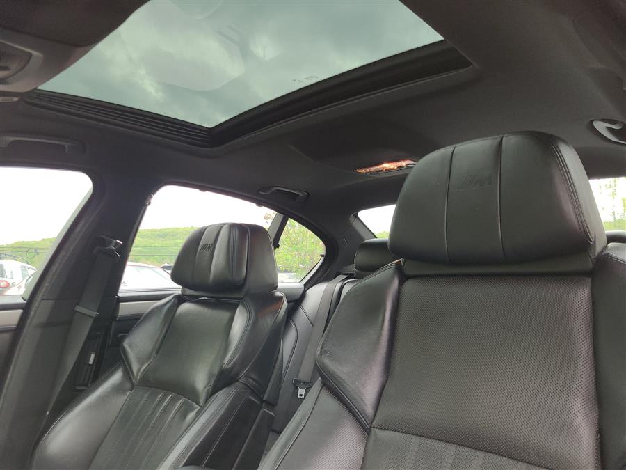 2015 BMW M5 4dr Sdn photo