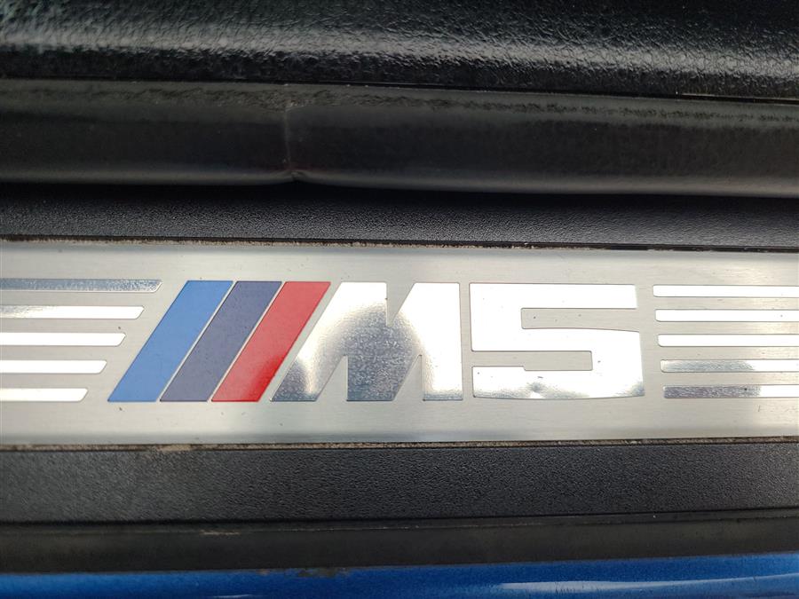 2015 BMW M5 4dr Sdn photo