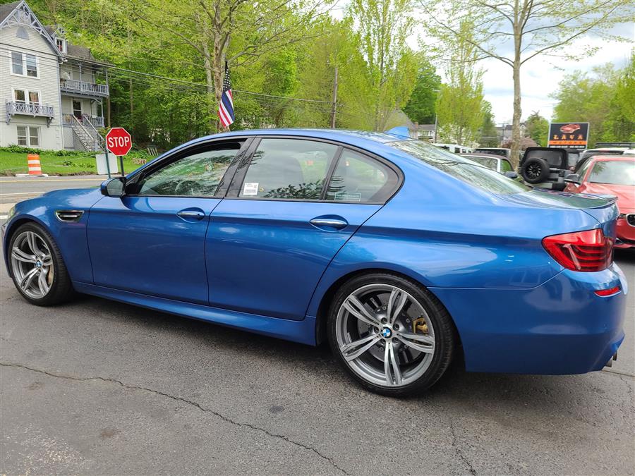 2015 BMW M5 4dr Sdn photo