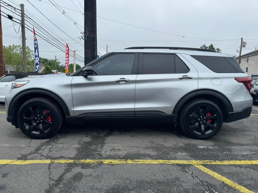 2021 Ford Explorer ST 4WD photo