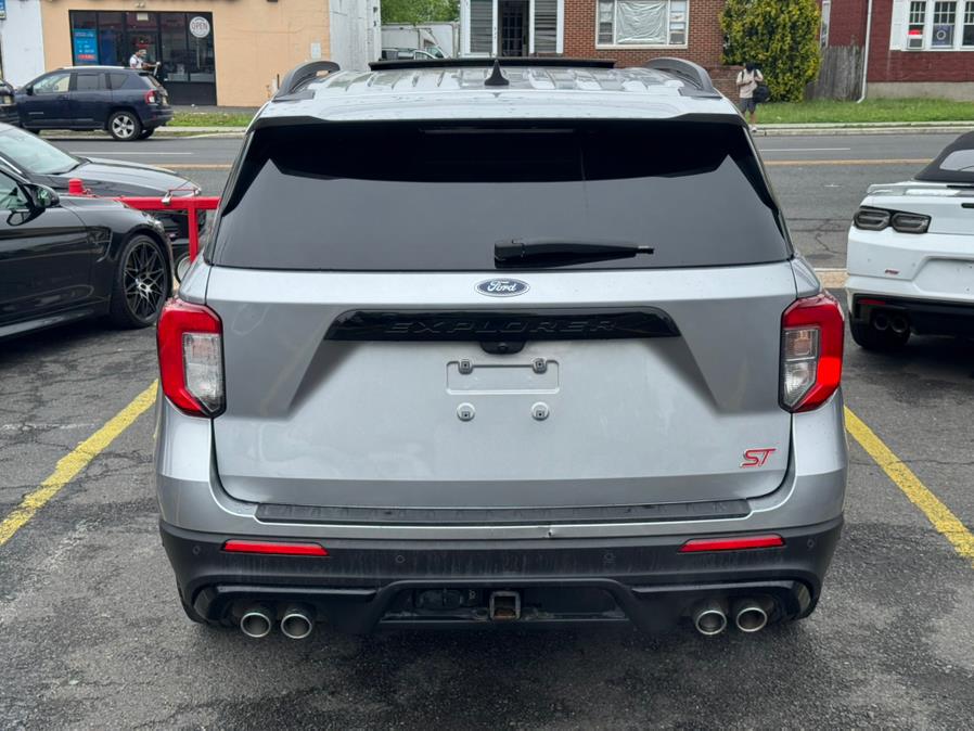 2021 Ford Explorer ST 4WD photo