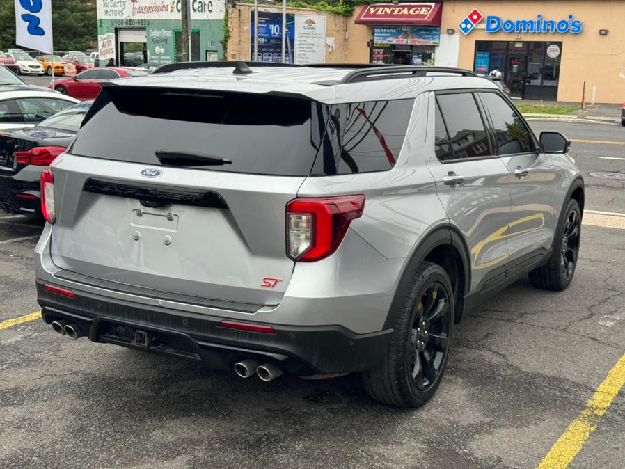 2021 Ford Explorer ST 4WD photo