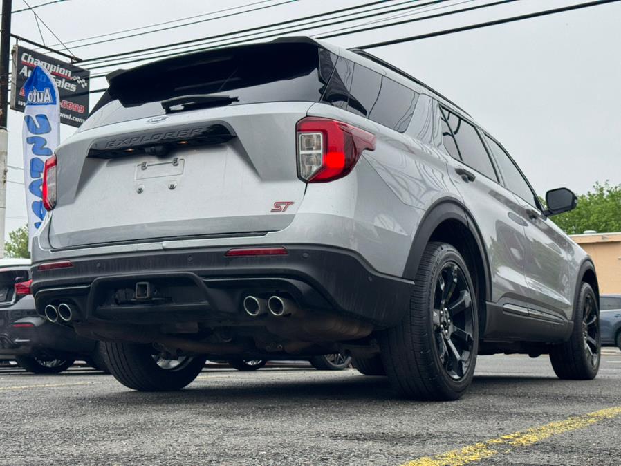 2021 Ford Explorer ST 4WD photo