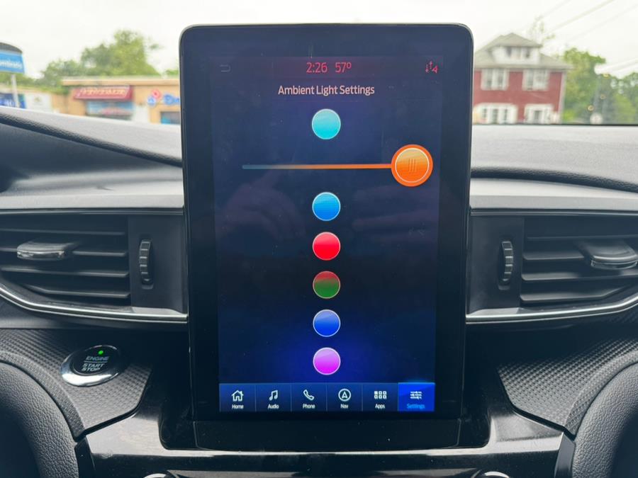 2021 Ford Explorer ST 4WD photo