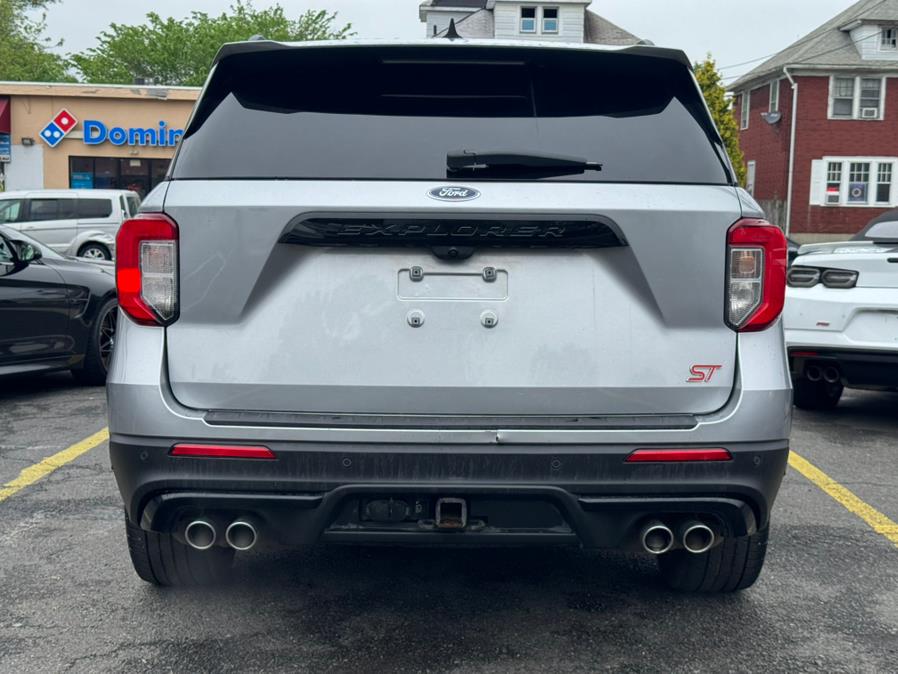 2021 Ford Explorer ST 4WD photo