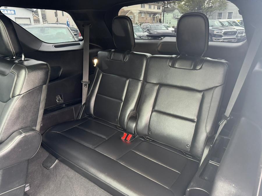 2021 Ford Explorer ST 4WD photo