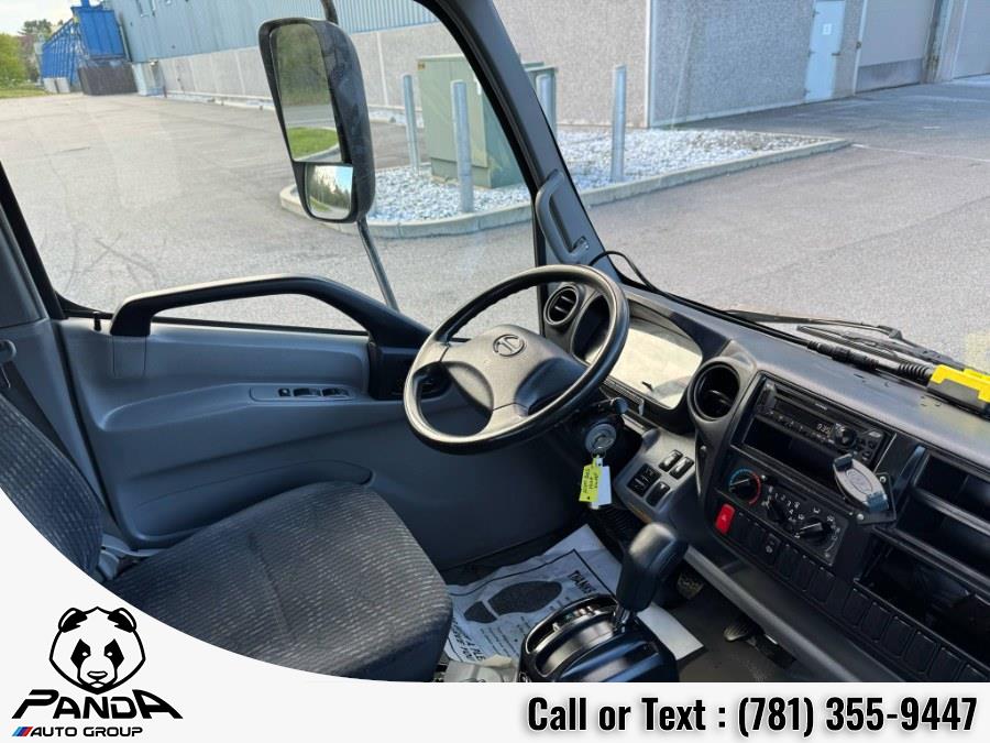 2019 Hino 195 Regular Tilt Cab photo