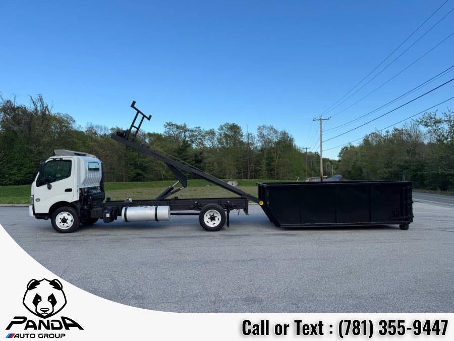 2019 Hino 195 Regular Tilt Cab photo