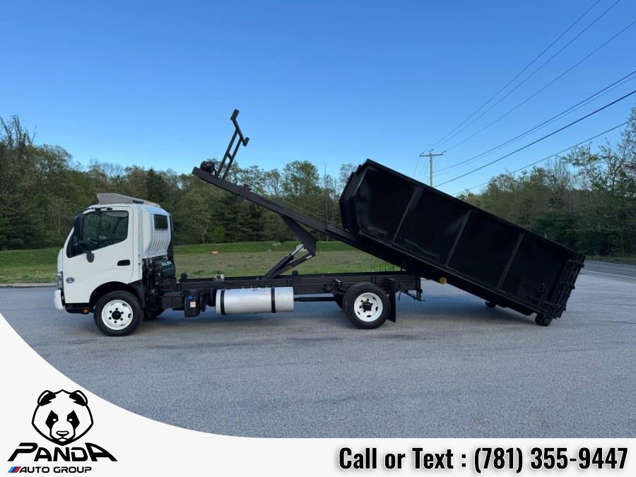 2019 Hino 195 Regular Tilt Cab photo