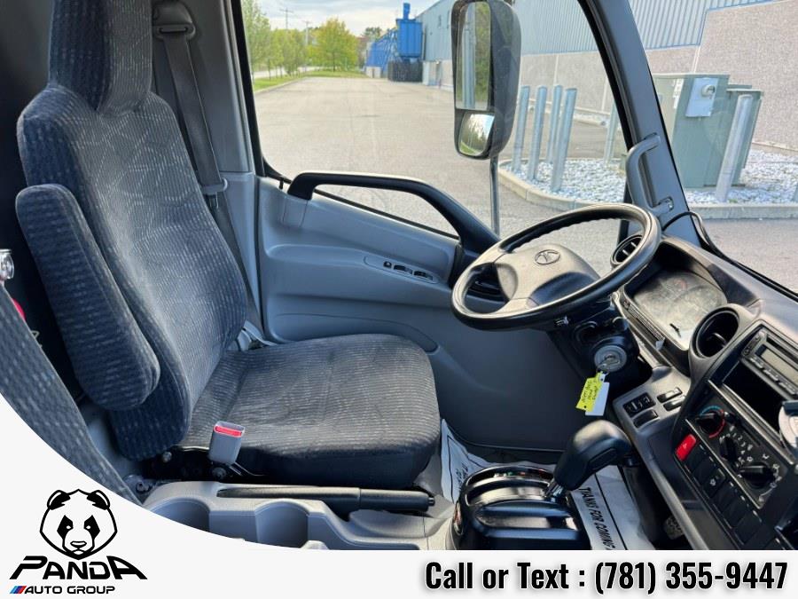 2019 Hino 195 Regular Tilt Cab photo