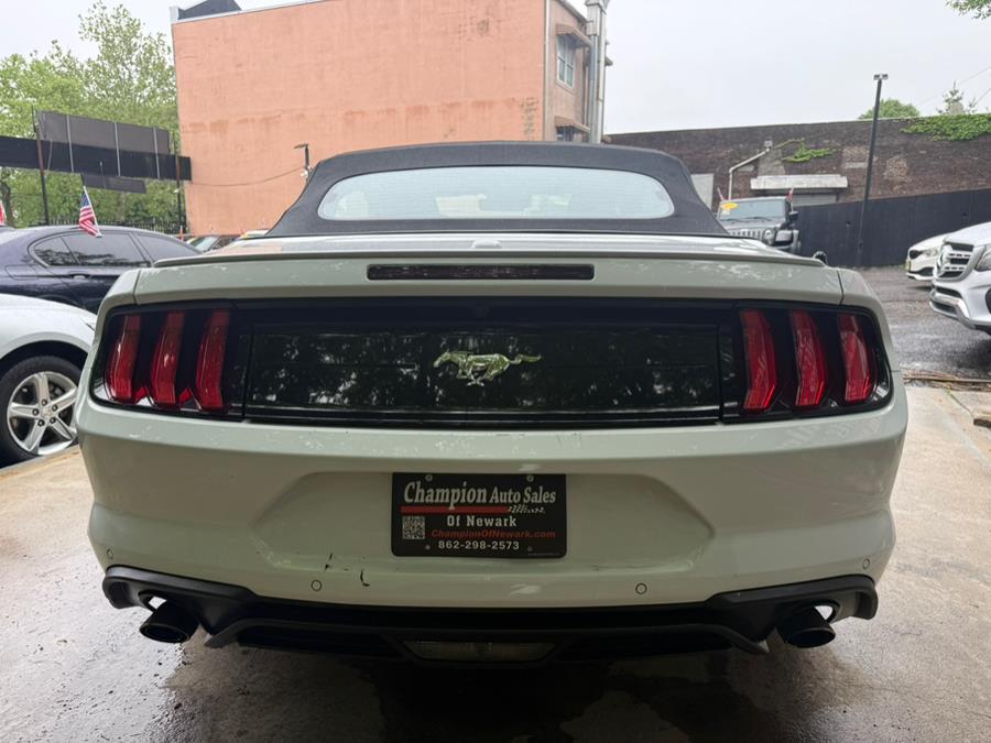 2022 Ford Mustang EcoBoost Premium Convertible photo