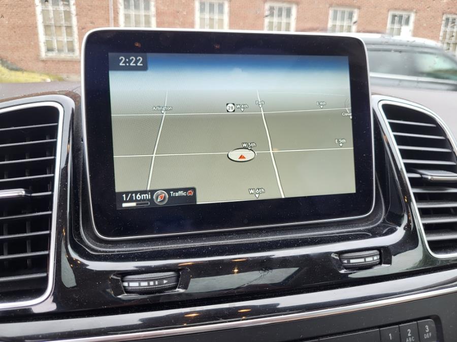 2016 Mercedes-Benz GLE 4MATIC 4dr GLE400 photo