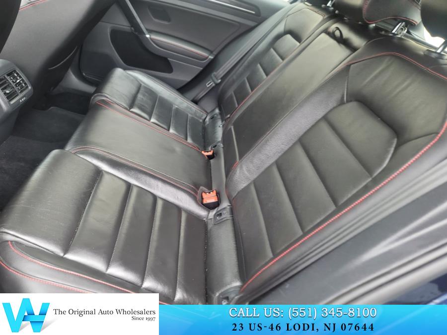 2016 Volkswagen Golf Gti 4dr HB Man Autobahn w/Performa photo