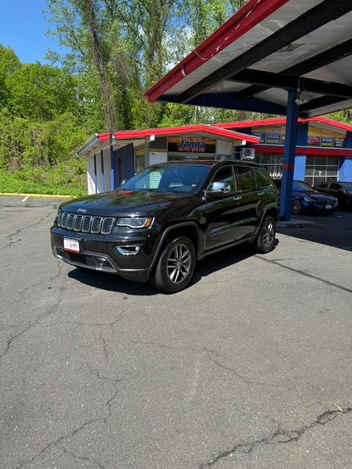 2017 Jeep Grand Cherokee Limited 4x4 photo