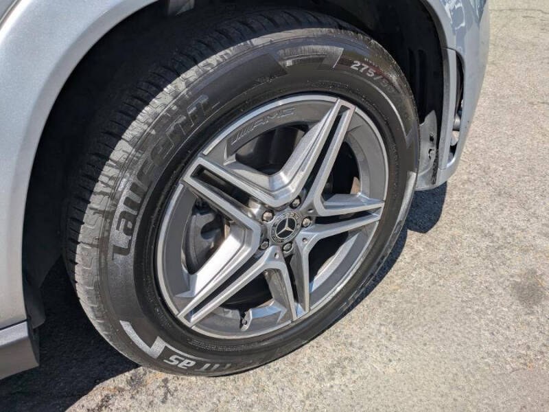 2022 Mercedes-Benz GLE GLE 450 4MATIC SUV photo