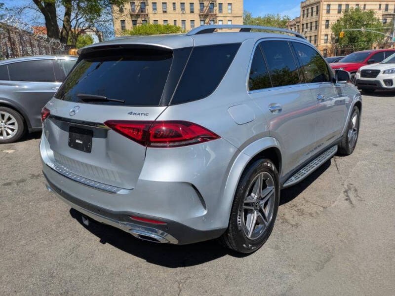 2022 Mercedes-Benz GLE GLE 450 4MATIC SUV photo