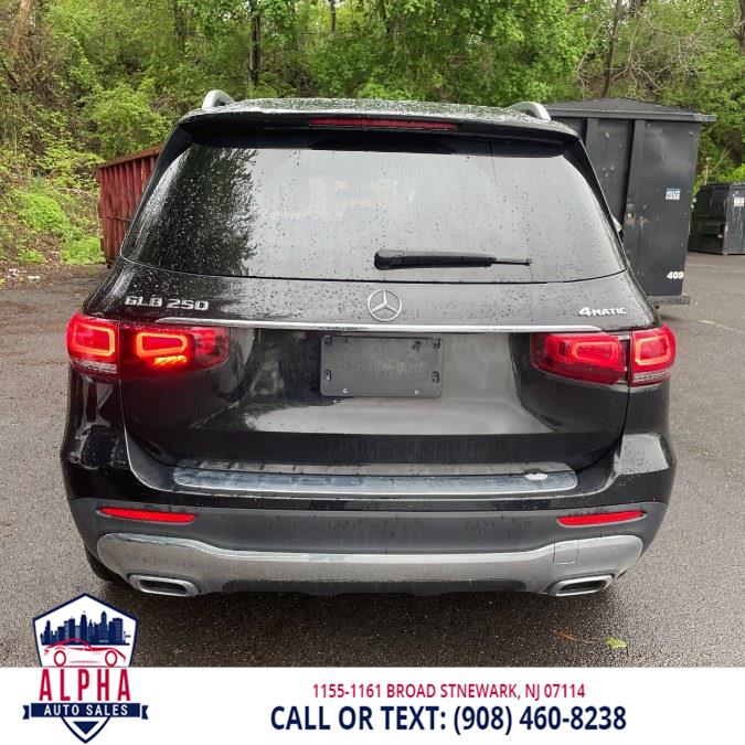 2020 Mercedes-Benz GLB GLB 250 4MATIC SUV photo
