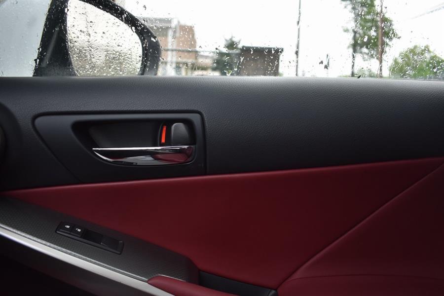 2016 Lexus IS Is photo