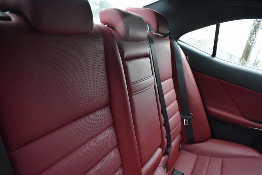 2016 Lexus IS Is photo
