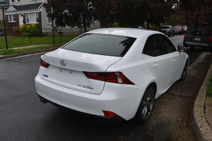 2016 Lexus IS Is photo