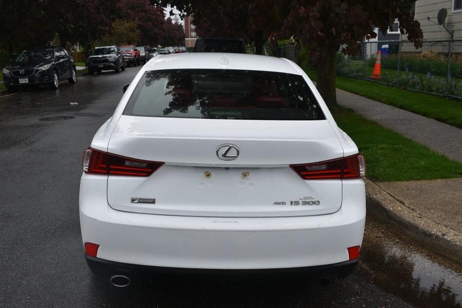 2016 Lexus IS Is photo