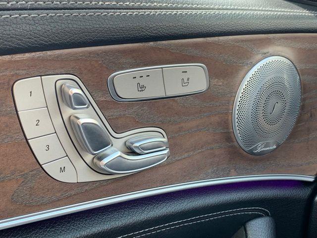 2017 Mercedes-Benz E-Class E 300 photo