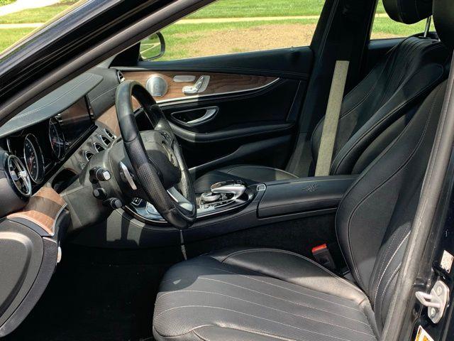 2017 Mercedes-Benz E-Class E 300 photo