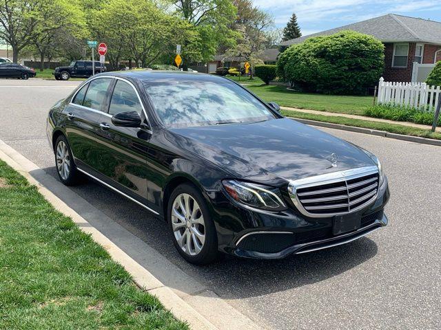 2017 Mercedes-Benz E-Class E 300 photo