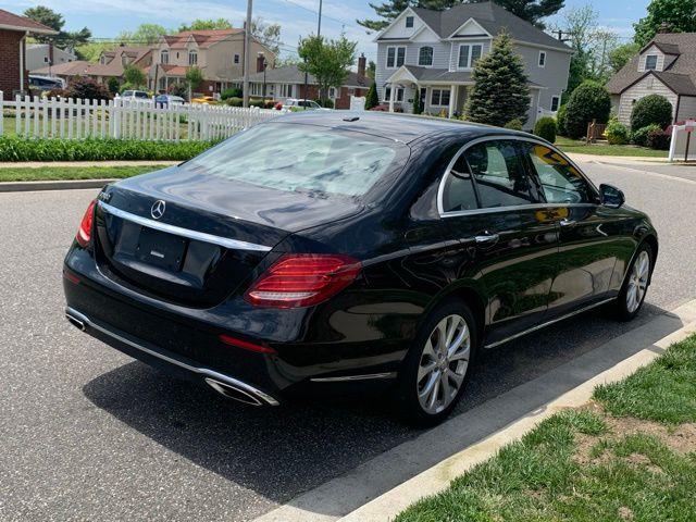 2017 Mercedes-Benz E-Class E 300 photo