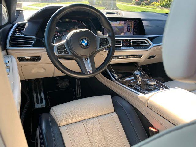 2019 BMW X7 xDrive50i photo