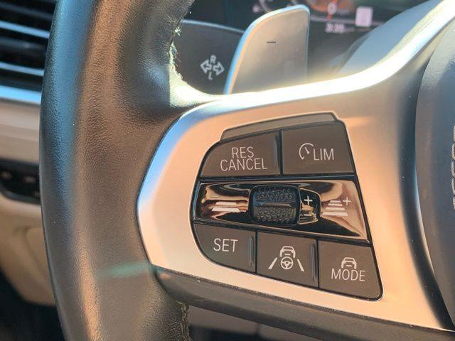 2019 BMW X7 xDrive50i photo