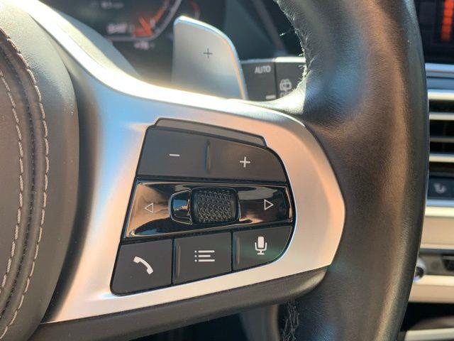 2019 BMW X7 xDrive50i photo