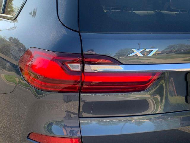 2019 BMW X7 xDrive50i photo