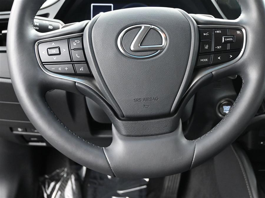 2022 Lexus ES Es photo